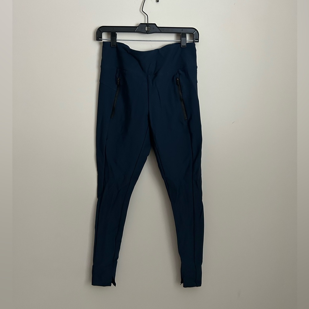 Athleta Stellar Tight Size Small Navy Blue